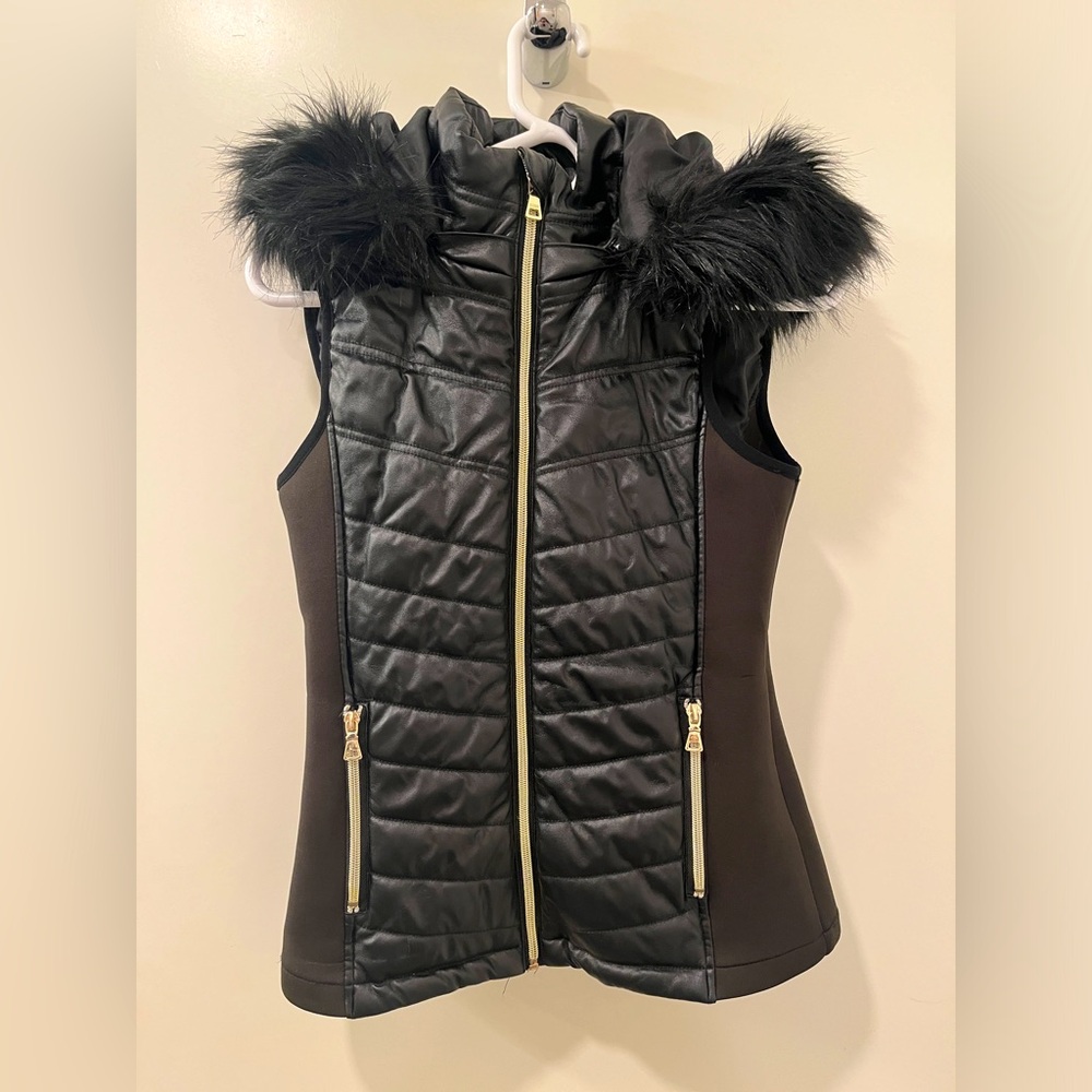 Guess XS Vest jacket in a good condition
